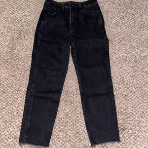 Black Ultra High Rise Mom Jeans - Hollister - Women’s 4S